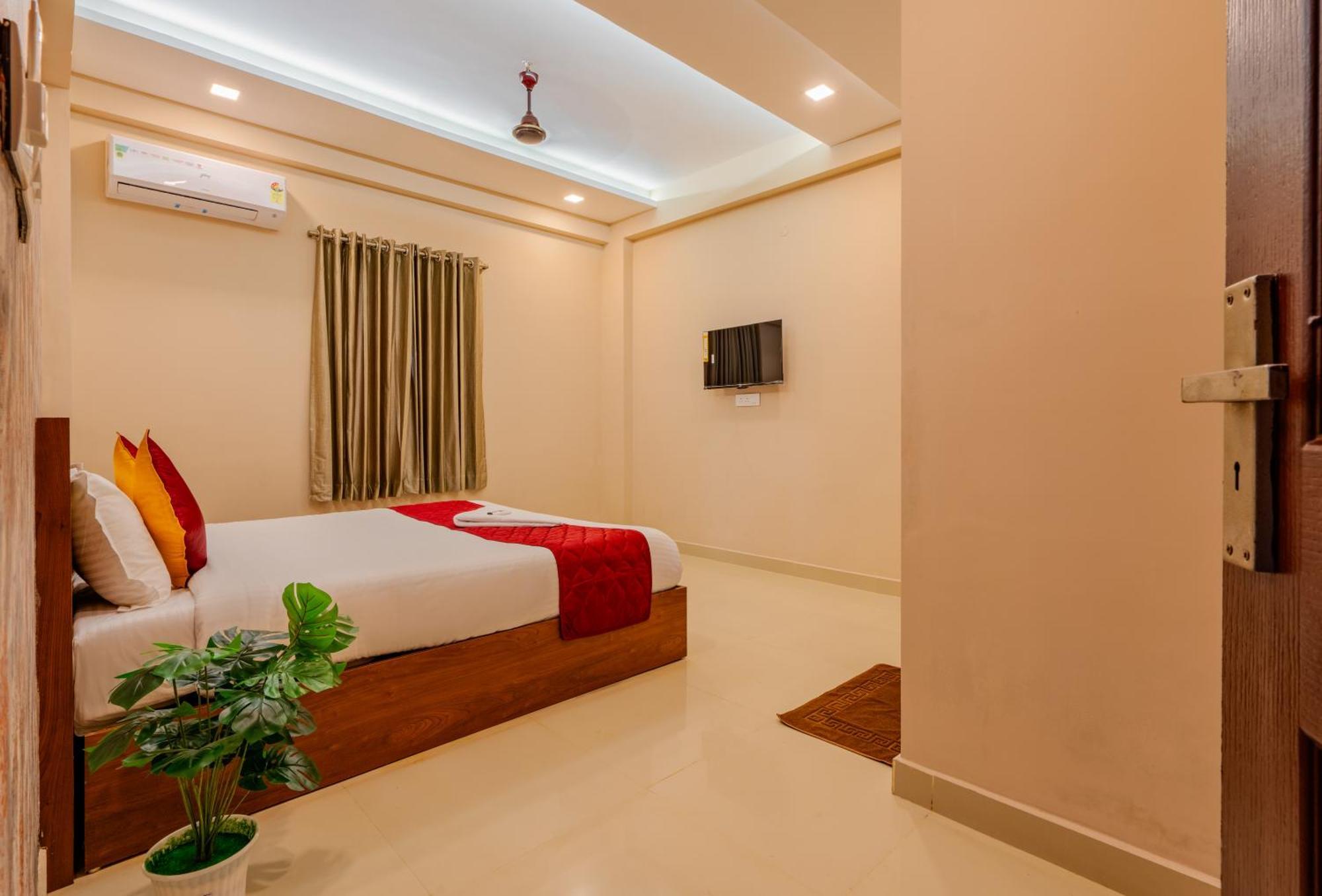 Yaad Residency Hotell Kochi Exteriör bild