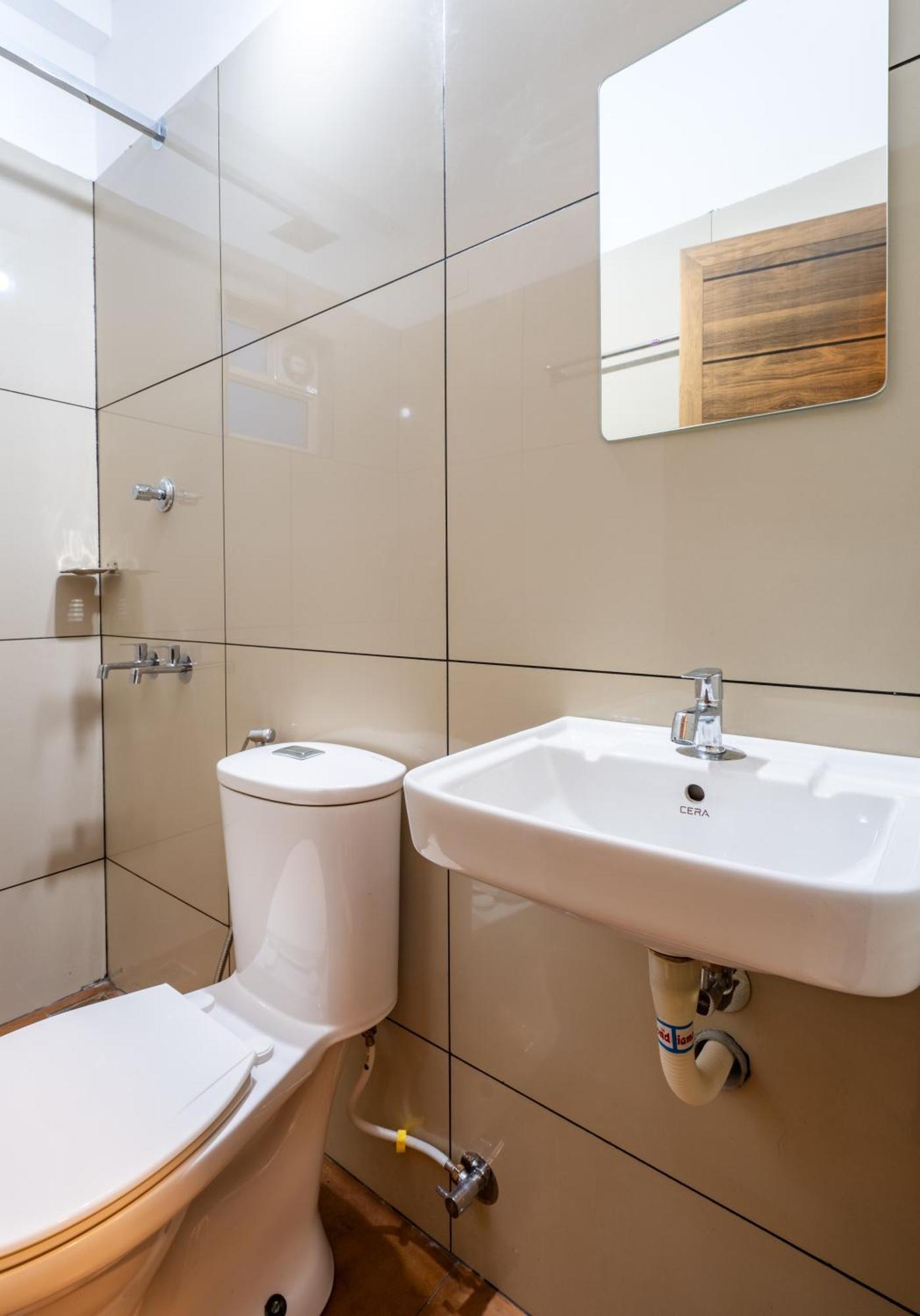 Yaad Residency Hotell Kochi Exteriör bild